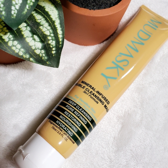 Mudmasky Mineral-Infused Double Cleansing Mask - Picture 1 of 5